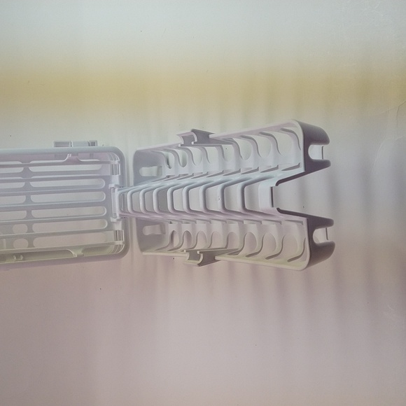 Munchkin High Capacity Dishwasher Basket for bottle nipples, soothers etc - Picture 3 of 3